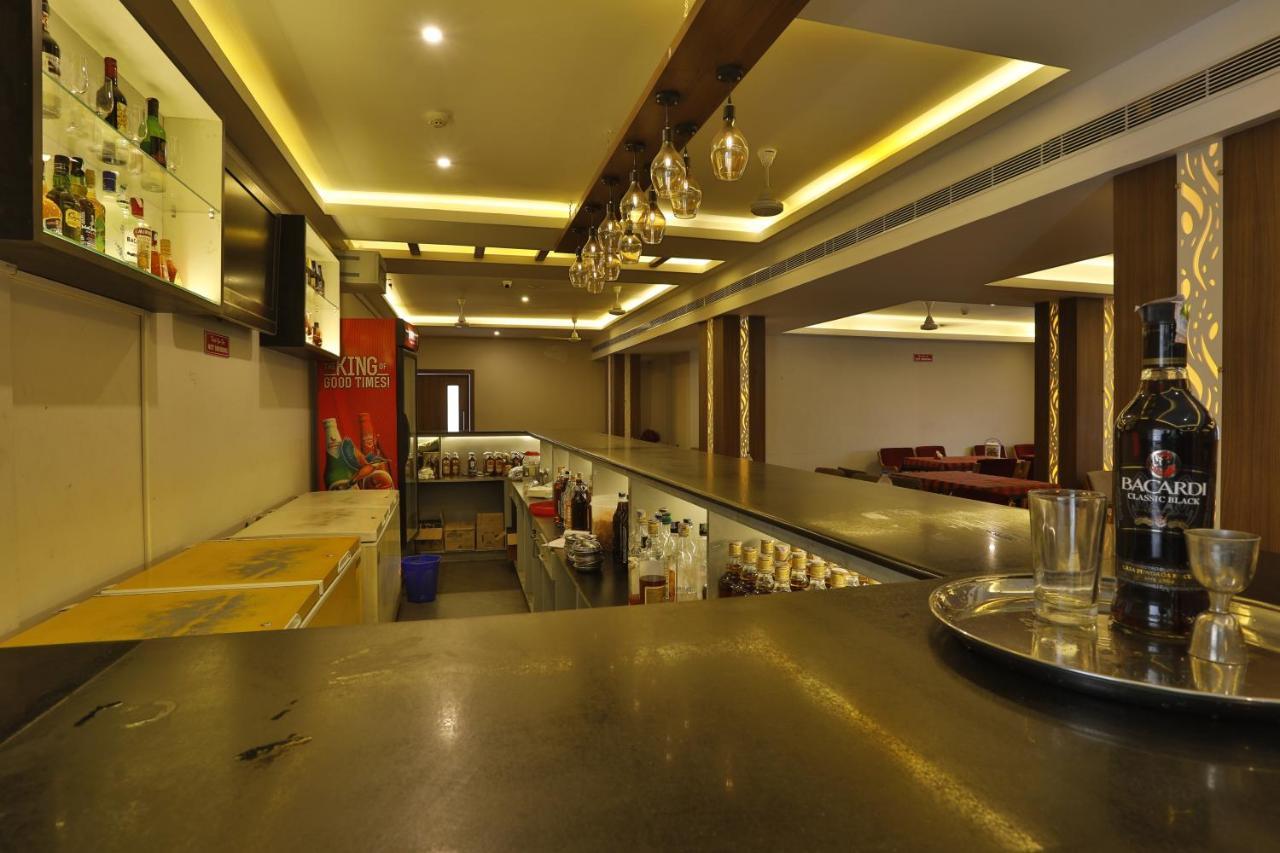 Hotel Panchavady Tiruvalla Exteriér fotografie